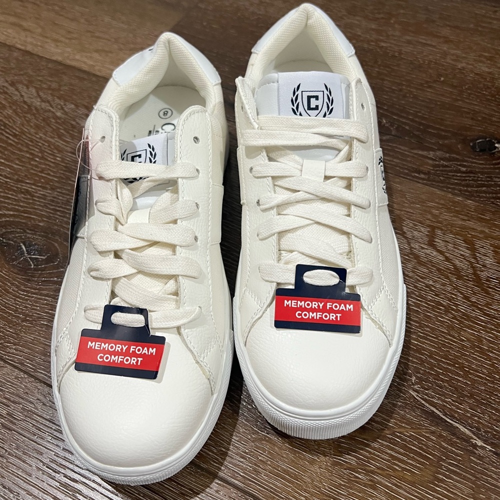 Chaps Camden lace up Sneakers shoes with Memory Foam Comfort size 8 white
